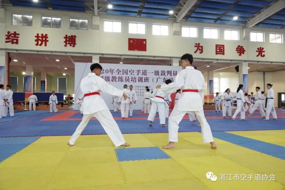 d993ffda4ca0445a9c9d53c6ef1f42bc.jpg d993ffda4ca0445a9c9d53c6ef1f42bc.jpg