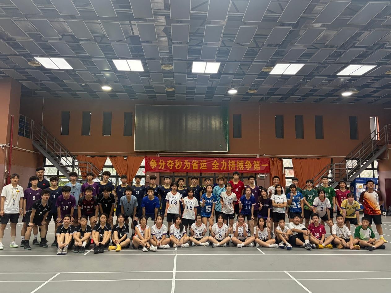 广州奥林匹克中学手球馆，手球专项训练现场